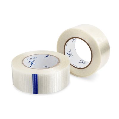 Brede filamenttape voor kartonverzegeling – rol van 100 m, weerbestendig, ondersteuning voor zware belasting